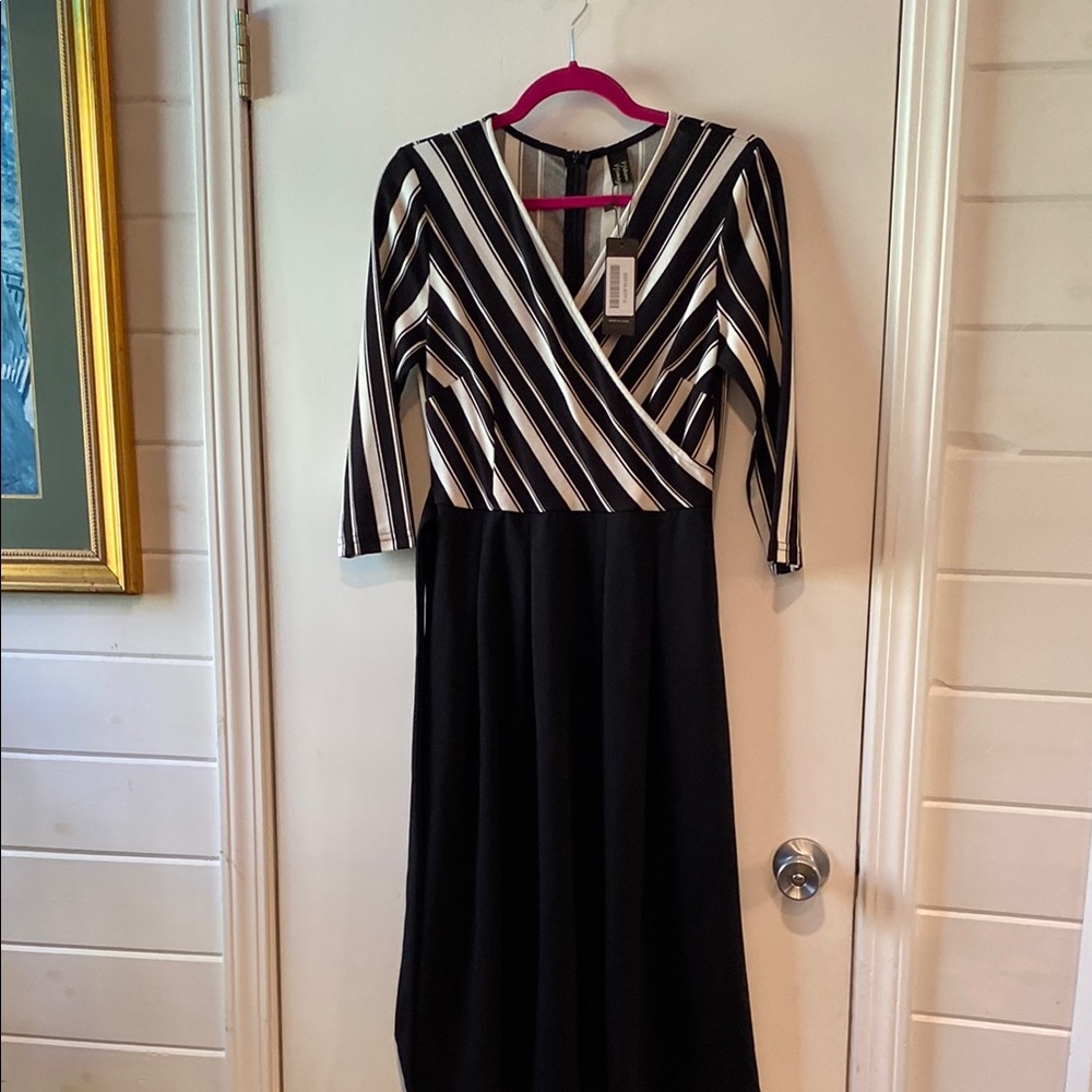 H&M Black and White A-Line Dress with V-Neck